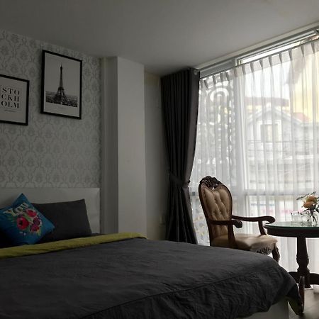 ホテルCoffee House Dalat エクステリア 写真