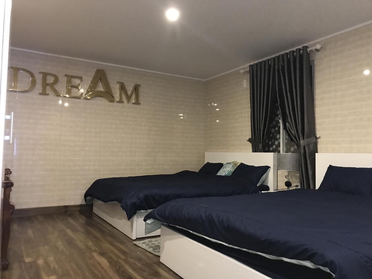 ホテルCoffee House Dalat エクステリア 写真